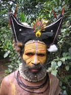 Papua Nová Guinea – kmen Huli – Tari